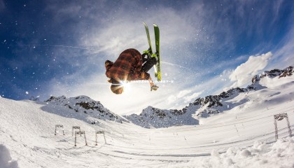 熊猫TV-日本球队客场告捷，成功晋级下一轮